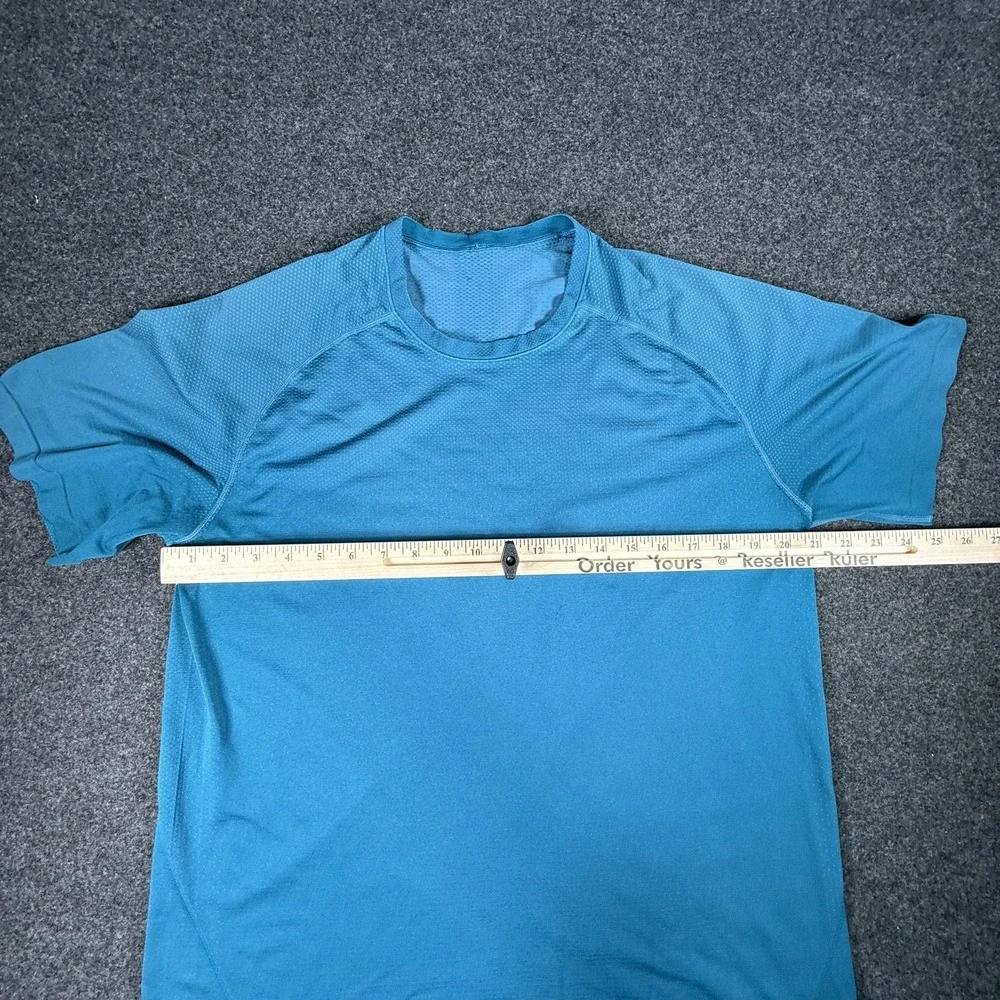 Lululemon Metal Vent Tech Relaxed Fit Teal Blue‎ XL Athletic Streetwear Hiking